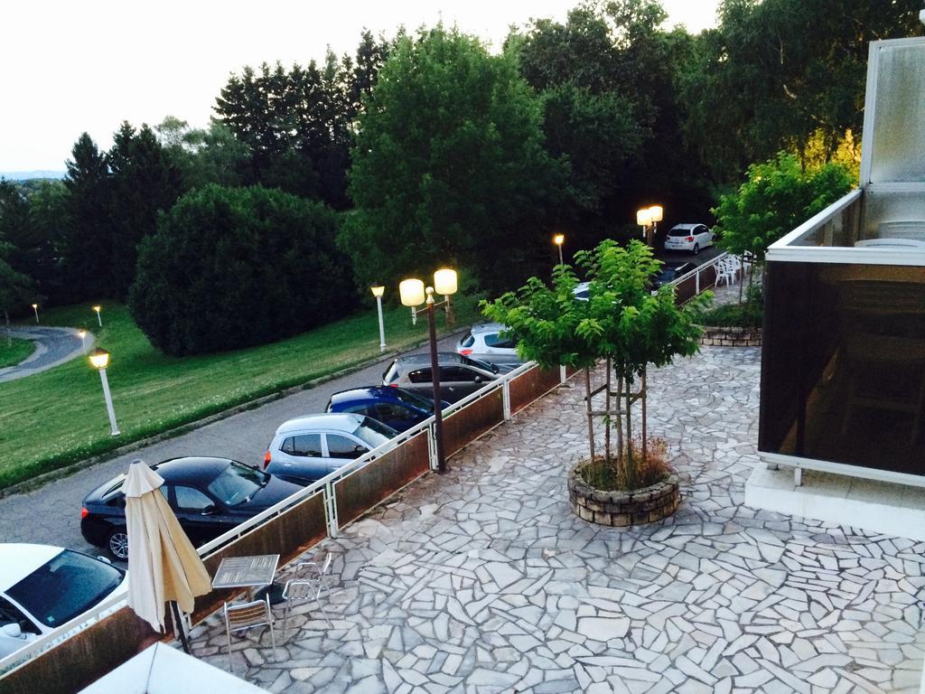 Authentic By Balladins - Rodez / Le Segala Baraqueville Luaran gambar